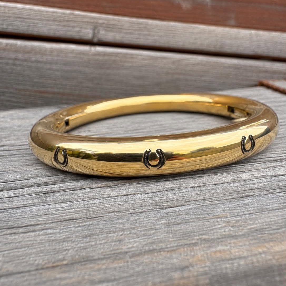 HorseShoe Stamp - Gold Bull Ring Bracelet