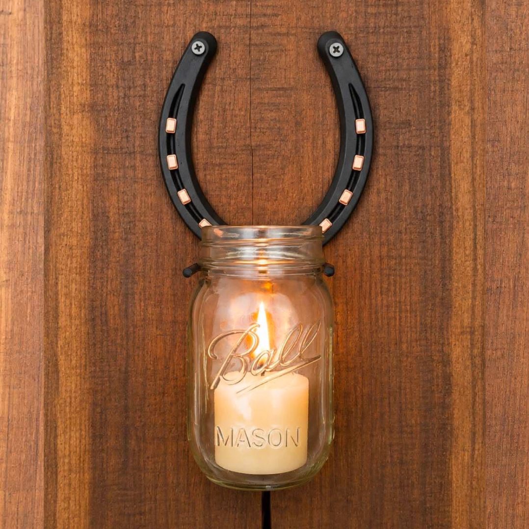 Wall-Mounted Horseshoe Mason Jar Vase (Jar Not Included)