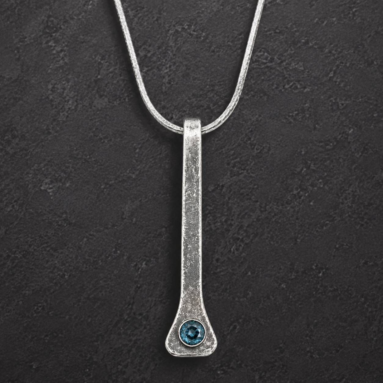 Silver - Horseshoe Nail Necklace Pendant (Austrian Crystal)